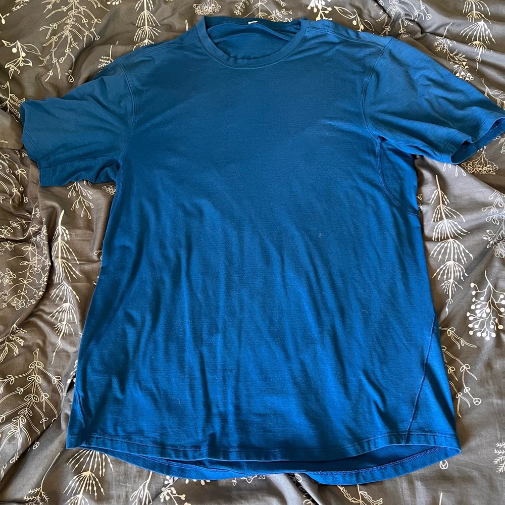 Lulu Lemon Blue Performance Shirt M